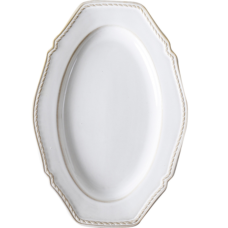 oval plate 30.7x21x2.7cm