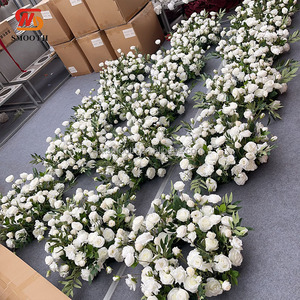 Couronne florale lisse pour décoration d'événements de mariage en forêt, centre de table floral blanc et verdoyant - Product Image 4