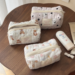 Borsa per Trucco e Telefono Cellulare con Logo Personalizzato, Design Animale Cartoonesco, Righe Verticali Trapuntate, Chiusura a Zip - Product Image 5