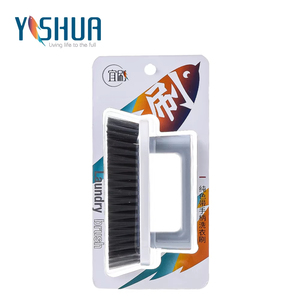 Série de brosses à récurer les vêtements portables polyvalentes de haute qualité, brosses à chaussures et à tissus de couleur unie avec manche en PP/PET - Product Image 3
