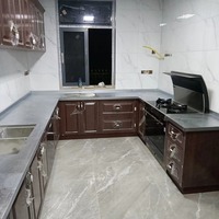 Armário de Cozinha Compacto RTA em MDF com Acabamento em PVC, Preço Baixo, Sistema de Elevação Elétrico, Vidro e Resina Modular