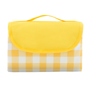 Tapete de Picnic Doormate, Rectangular, a Cuadros Amarillos, Resistente a la Humedad, para Uso en Exteriores, Primavera, Playa, Camping, Portátil - Product Image 1