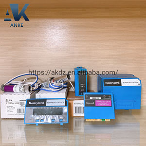 Honeywell RM7890A1015 Controlador de combustión Spot 20 Control de quemador primario - Product Image 3
