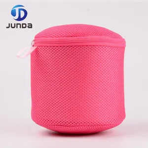 कस्टम पर्यावरण के अनुकूल गुलाबी पोर्टेबल foldable यात्रा जिपर कपड़े पहनने के कपड़ा पॉलिएस्टर जाल कपड़े धोने बैग