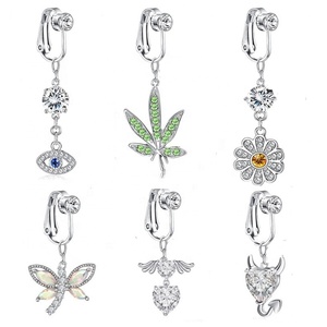 Gaby nouvel arrivage <span class=keywords><strong>faux</strong></span> anneau de nombril avec motif de fleurs cz, anneau de <span class=keywords><strong>ventre</strong></span> à clip, sans <span class=keywords><strong>piercing</strong></span>, bijoux de corps - Product Image 1
