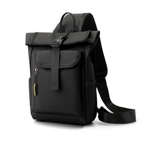 Bolso de Pecho para Hombre al por Mayor, Bolso Cruzado Casual con Carga USB, Mochila Ligera de Nailon para Viajes y Actividades al Aire Libre, Personalizable - Product Image 3