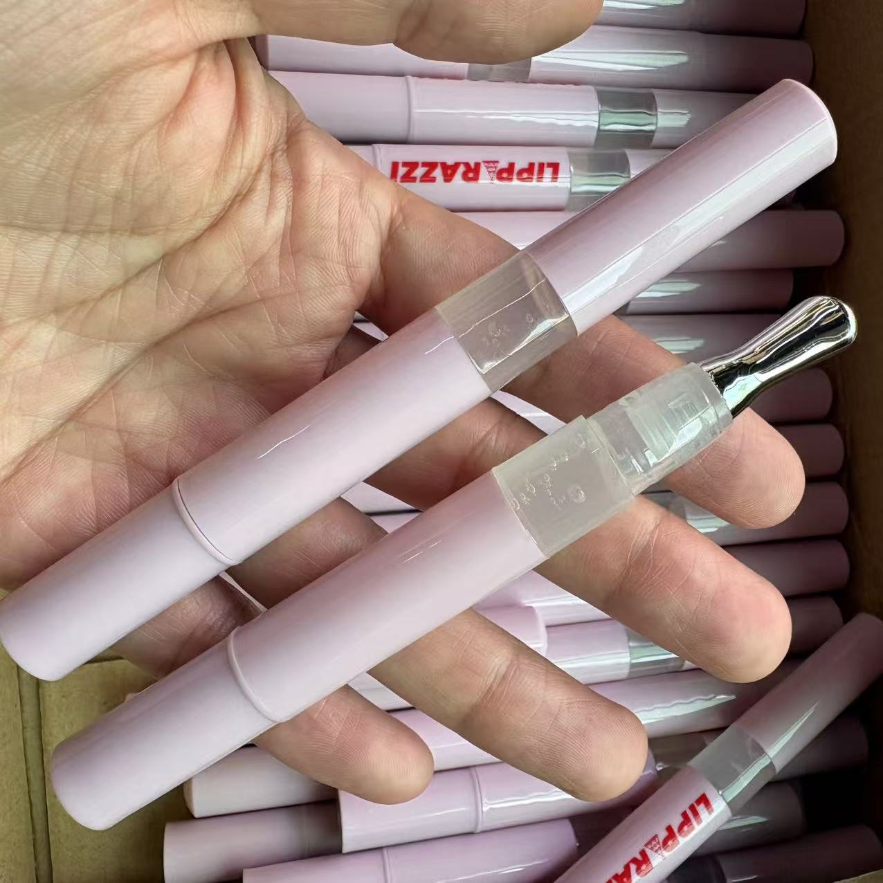 custom lipgloss plumper