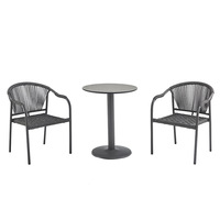 Chaise de salle à manger moderne et minimaliste en rotin tressé avec système de traction pour balcon, jardin, hôtel, patio (PE)
