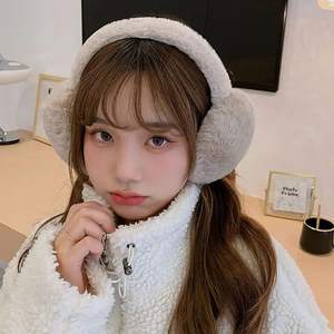 <span class=keywords><strong>Cache</strong></span>-oreilles d'hiver chaud Fille Fluffy Fold Burger Shape Women Headphone Earmuffs Soft Cashmere Solid Cute Warmer Fake Fur Earlap - Product Image 1