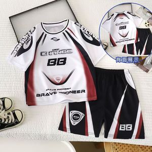 Conjunto <span class=keywords><strong>de</strong></span> uniforme <span class=keywords><strong>de</strong></span> baloncesto para niños - conjunto deportivo <span class=keywords><strong>de</strong></span> verano <span class=keywords><strong>de</strong></span> dos piezas <span class=keywords><strong>de</strong></span> manga corta estilo motociclista americano para niños - Product Image 1