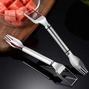 Coupe-pastèque et fourchette – Coupe-melon en acier inoxydable, outil de service pour fruits – Tranchez, soulevez et mangez la pastèque en une seule action – Ki - Product Image 2