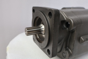 C102D-25-1 C102-25LMS-3-25 C102-25LAS C101-25XMS Zahnradpumpe C101 C102 G101 G102 Hydraulikpumpe für Muldenkipper-Anwendungen - Product Image 6