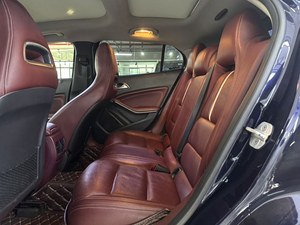 Mercedes Benz GLA 220 4MATIC 2015 2.0T d'<span class=keywords><strong>occasion</strong></span>, conduite à gauche, automatique, essence, SUV avec sièges en cuir et caméra de recul, pour l'exportation - Product Image 6