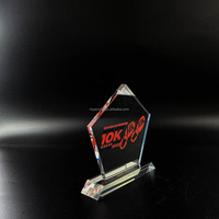 Récompenses acryliques d'usine réelles faisant personnaliser pour le trophée acrylique de mariage/Festival/jour spécial