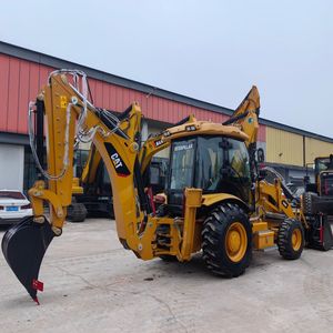 Presque neuf, Cat 420F d'origine japonaise, bon état, prix avantageux, haute efficacité de travail, puissance élevée, chargeuse-pelleteuse d'occasion Yunnei - Product Image 5
