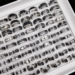 <span class=keywords><strong>Lot</strong></span> en gros de bagues noires mixtes pour hommes en acier inoxydable, bijoux de mode pour mariage et fiançailles, collection 2026 - Product Image 4