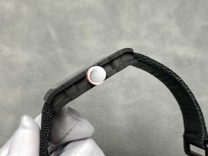 Montre mécanique pour homme de luxe, fabriquée à la main, de qualité supérieure et conçue par des designers. Montre pour homme élégante et polyvalente. - Product Image 2