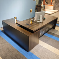 Bureau de direction de style industriel simple, table de direction avec plateau spacieux, bureau de PDG pour mobilier de bureau et de salle d'étude