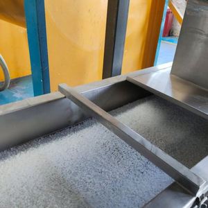 Film Blowing Grade LLDPE 118WJ /218WJ <b>Raw</b> <b>Material</b> Resin Linear Low Density Polyethylene Granules - Product Image 3