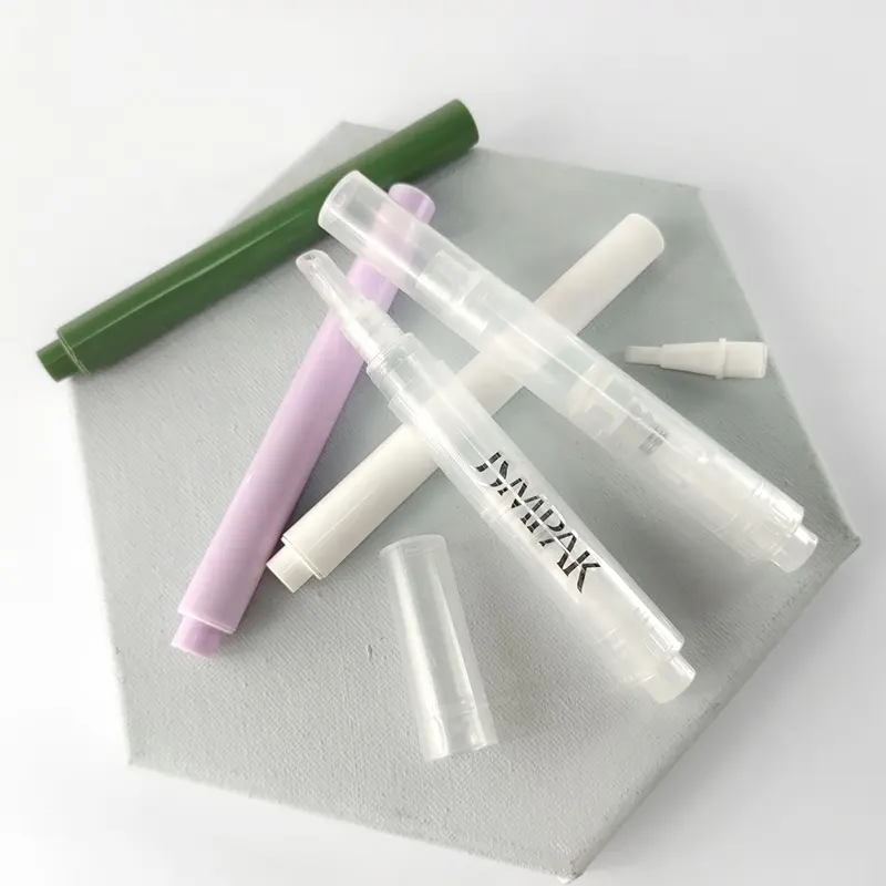 Nuevo 1,5 Mini 3Ml 4Ml Tubo de plástico Embalaje vacío Venta al por mayor Tubo de brillo de labios a granel con aplicador de silicona