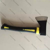 Hache à feu en acier avec manche en bois long Haches A623