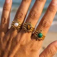 Sunburst Breiter Statement-Ring mit Naturperle, Tigerauge und Malachit, 18K Vergoldeter Edelstahl, Böhmischer Heilschmuck