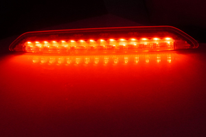 Tercera luz <span class=keywords><strong>de</strong></span> freno LED para coche para VW Polo IV 9N,9A 2002-2009 luz <span class=keywords><strong>de</strong></span> freno trasera montaje alto tercera luz <span class=keywords><strong>de</strong></span> freno OE No.6Q6945097 - Product Image 6