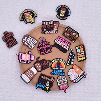 Épinglettes personnalisées en métal PVC Anime Logo dur de fabricant d'insigne pour vêtements-pinces à cravate épingles à cravate