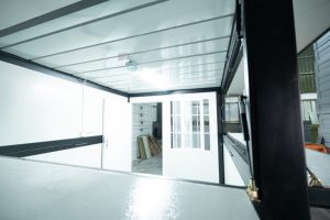 Conteneur extensible de 10 pieds, magasin de détail préfabriqué, panneau sandwich en acier, installation portable, villa hôtel respirante - Product Image 3