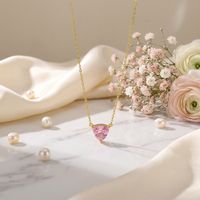 Collier pendentif solitaire géométrique en zircon taille trilène ZG Dainty, bijoux plaqués or avec pierre personnalisée