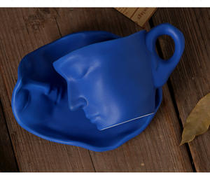 Design européen rétro créatif Sculpture Couple tasse tasse à café soucoupe coffret cadeau pour la Saint-Valentin remise des diplômes de la fête des mères - Product Image 6