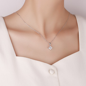 Collier en argent sterling S925 avec pendentif en moissanite <span class=keywords><strong>de</strong></span> 1 carat (5,5 mm) <span class=keywords><strong>de</strong></span> forme carrée princesse pour femme, bijoux fins, <span class=keywords><strong>cadeau</strong></span> - Product Image 3