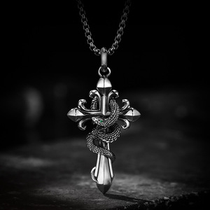 Collar con Colgante de Cruz de Serpiente de Estilo Chino Retro para Hombre, Cadena Cruzada con Diseño de Flor de la Suerte, Estilo Punk Hip Hop Unisex - Product Image 2