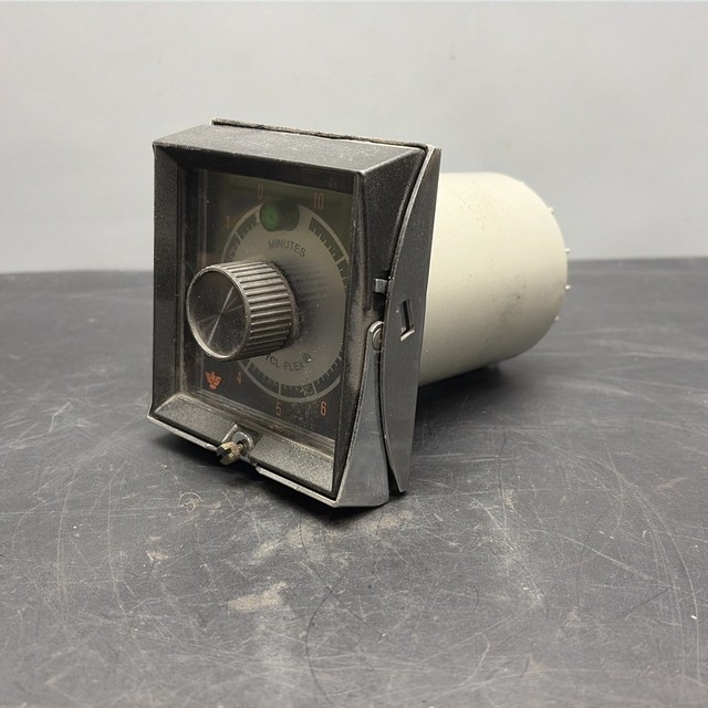 PLC SIGNAL HP54A6 10 MINUTE CYCL-FLEX TIMER Relay Timing Module Series Warranty Product