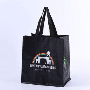 Bolsa de PP Tejido Negra, Impresa a Todo Color, Laminada, Impermeable, para Compras - Product Image 1