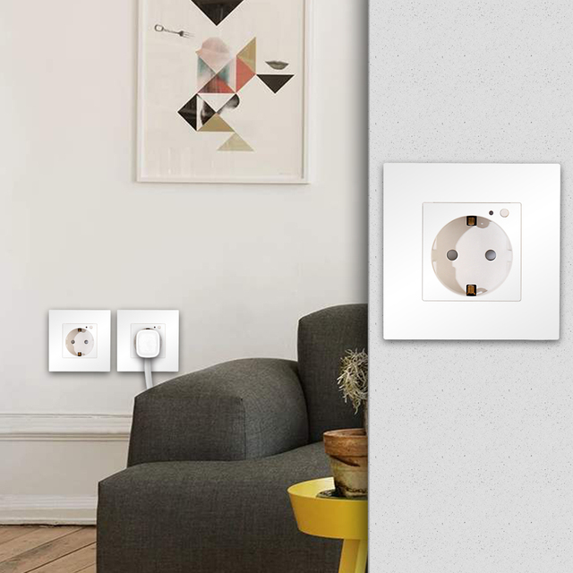 Touchmi Glass Smart WiFi Germany Socket with Power Monitoring Function Energy Monitoring for Home and Office Use Control