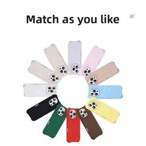 Funda Magnética con Succión Líquida en las Cuatro Esquinas para iPhone 12, 14, 13, Funda de Silicona para iPhone 15 Pro Max, Funda Suave Antigolpes - Product Image 3