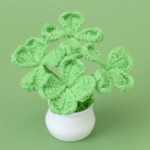 Fiori a Quattro Foglie all'Uncinetto, Piante in Vaso, Portafortuna per Salute, Amore e Ricchezza, Fiori Fatti a Mano per Decorazione Casa e Ufficio - Product Image 4