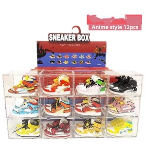 Vente en gros de miniatures de chaussures de sport 3D en PVC avec <span class=keywords><strong>mini</strong></span> boîte transparente, boîte surprise - Product Image 6