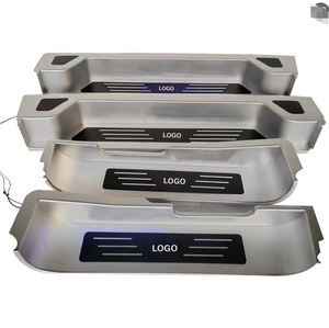 Accessori di Lusso per Van: Pedale di Benvenuto Illuminato per <span class=keywords><strong>Mercedes</strong></span> <span class=keywords><strong>Classe</strong></span> <span class=keywords><strong>V</strong></span> <span class=keywords><strong>Vito</strong></span> W447 V300 - Product Image 1