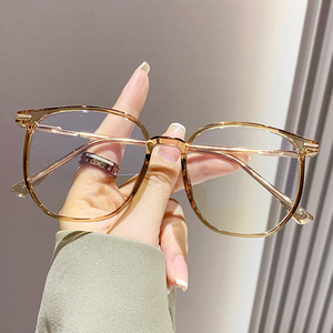 Montures de lunettes rectangulaires transparentes pour femmes, anti-lumière bleue, monture intégrale, verres en résine légers, 2025 - Product Image 2