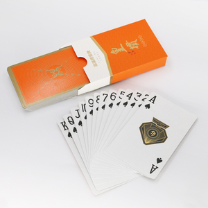 Tarjetas de Póker Personalizadas Ecológicas y Portátiles para Juegos Familiares con Empaque de Papel - Product Image 1