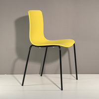 Chaise de formation de bureau moderne en plastique à prix avantageux avec base coulissante pour usage commercial