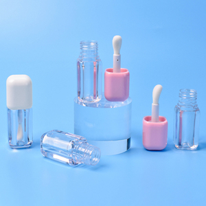 Độc Đáo Biểu Tượng Tùy Chỉnh Lip Tint Trường Hợp 4Ml Son Môi Dầu Ống Vuông Trong Suốt Tròn Hình Chữ Nhật Lip Gloss Chai Với Bàn Chải Lớn - Product Image 1