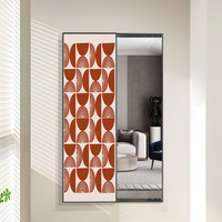 Mode Décor Mur Art Nouveau Design Peinture Décorative Avec Vêtements Miroir Miroir Mural Caché Push-Pull Miroir