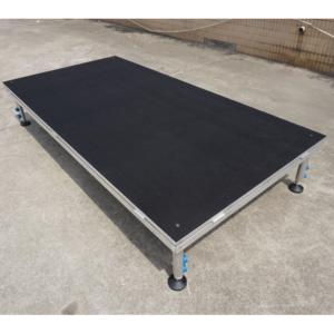 Escenario Portátil para Festivales al Aire Libre de 4 pies x 8 pies, Fácil de Montar, Superficie Antideslizante, Nuevo Diseño, Escenario Modular de Aluminio - Product Image 2