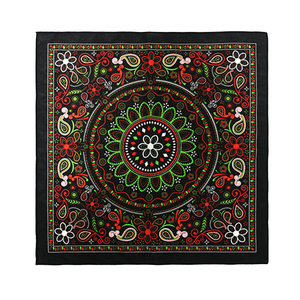Bandana carré en coton 90 GSM à imprimé dessin animé, séchage rapide, style urbain, 55x55cm – Vente directe usine - Product Image 1
