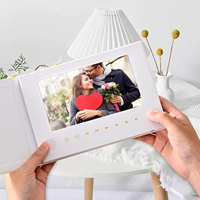 Livre vidéo en nylon personnalisé de 7 pouces, dossier pour cartes de vœux, carte de visite numérique, brochure vidéo, carte d'invitation à écran LCD