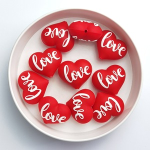 Nouvelles conceptions de perles focales en silicone pour la Saint-Valentin, perles de stylo fantaisie, fournitures de bricolage pour la création de stylos perlés et de porte-clés - Product Image 4