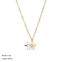 Collar con Colgante de Flor de Acero Inoxidable Chapado en Oro de 18K, Collar con Dijes de Pétalos de Diamantes Pequeños y Modernos para Mujer, Regalo para una Cita
